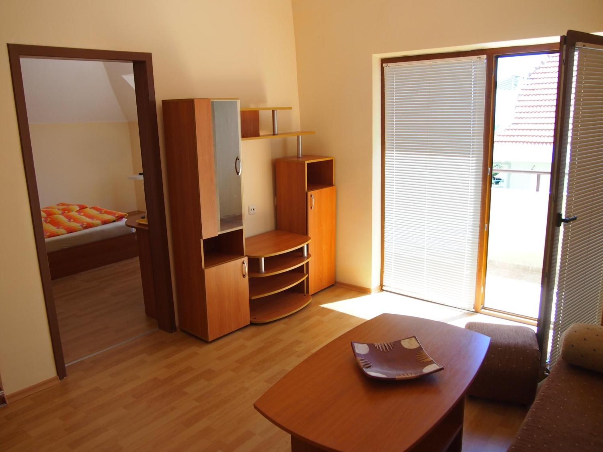 Hotel Milan Primorsko Pokoj fotografie